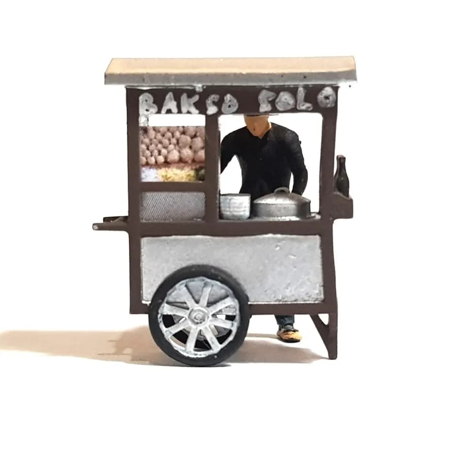 Miniatur toys Figure Mamang gerobak jualan bakso skala 1/64 diorama thumbnail 4