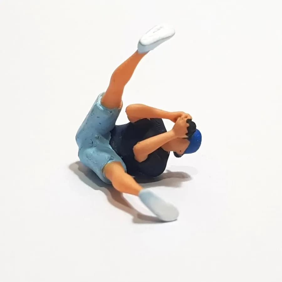 Miniature toy Figure Widi kamera skala 1-64 diorama diecast thumbnail 3