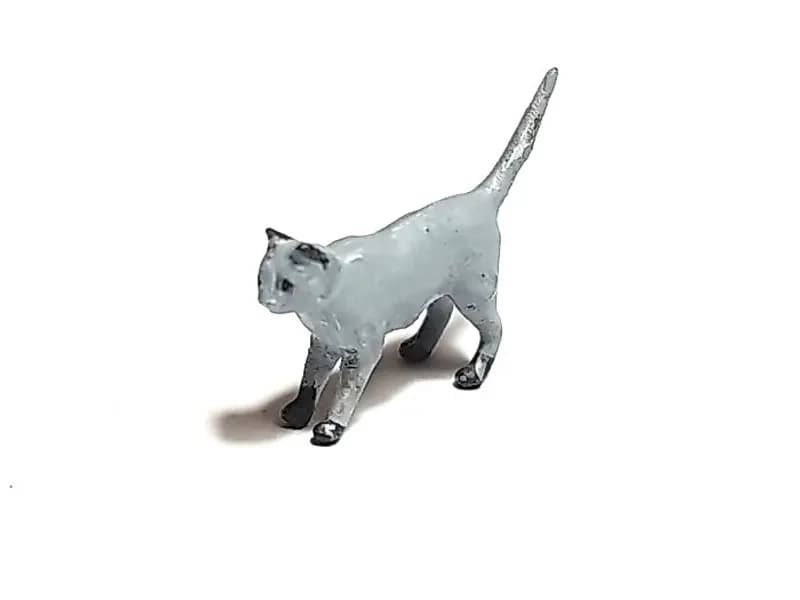 Miniature toy Figure kucing si manis skala 1/64 diorama thumbnail 3