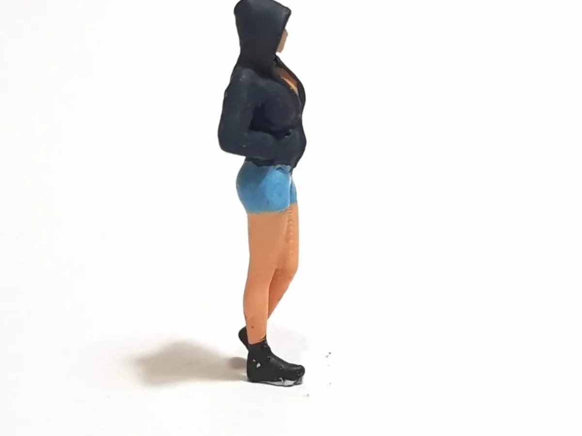 Miniature toy Figure Shirley skala 1-64 diorama thumbnail 3