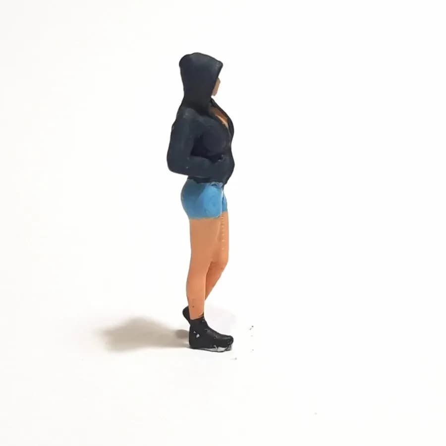 Miniature toy Figure Shirley skala 1-64 diorama thumbnail 3