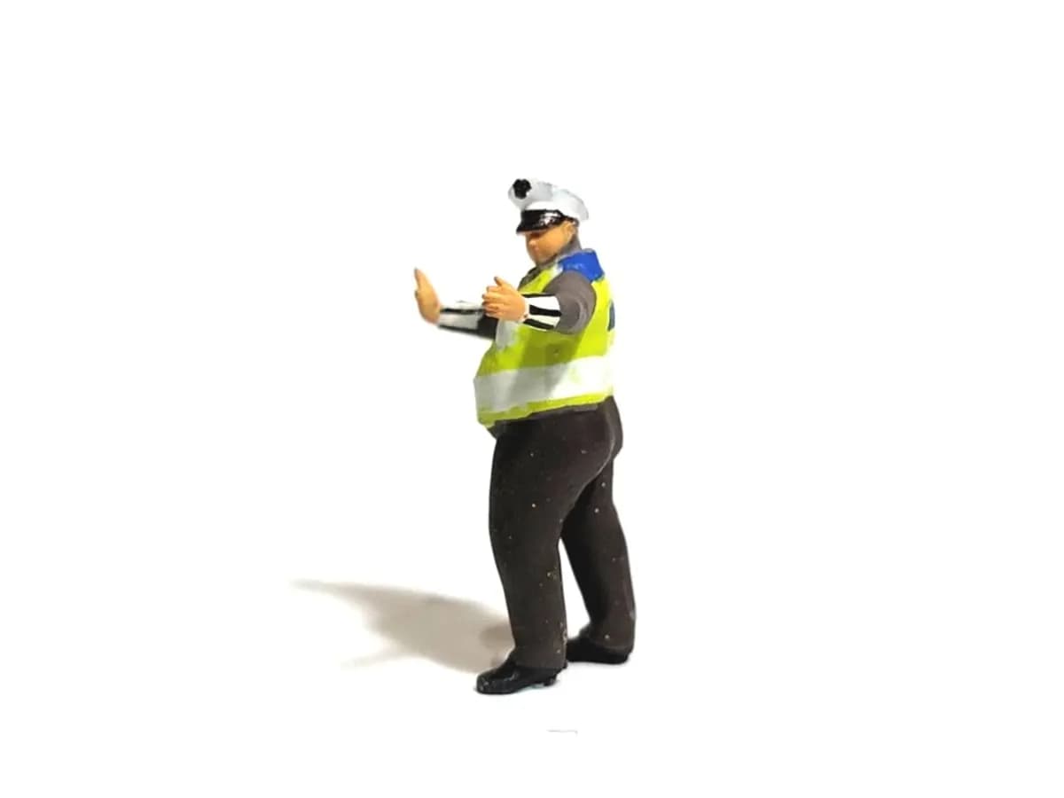 Miniture toy Figure Joko Santoso Polisi Polantas skala 1-64 thumbnail 4