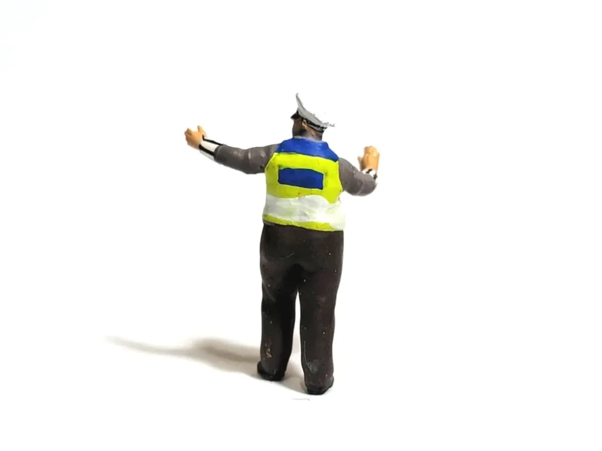 Miniture toy Figure Joko Santoso Polisi Polantas skala 1-64 thumbnail 5