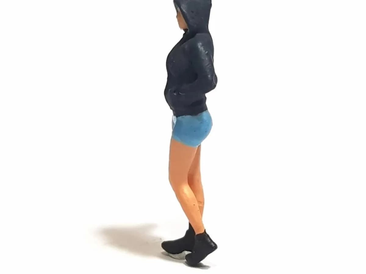 Miniature toy Figure Shirley skala 1-64 diorama thumbnail 5
