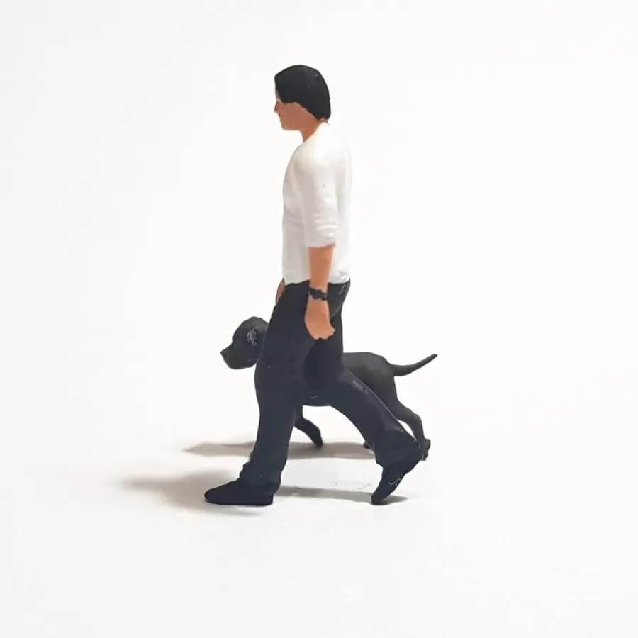 Miniature toy figure John Wick kaos skala 1/64 diorama thumbnail 3