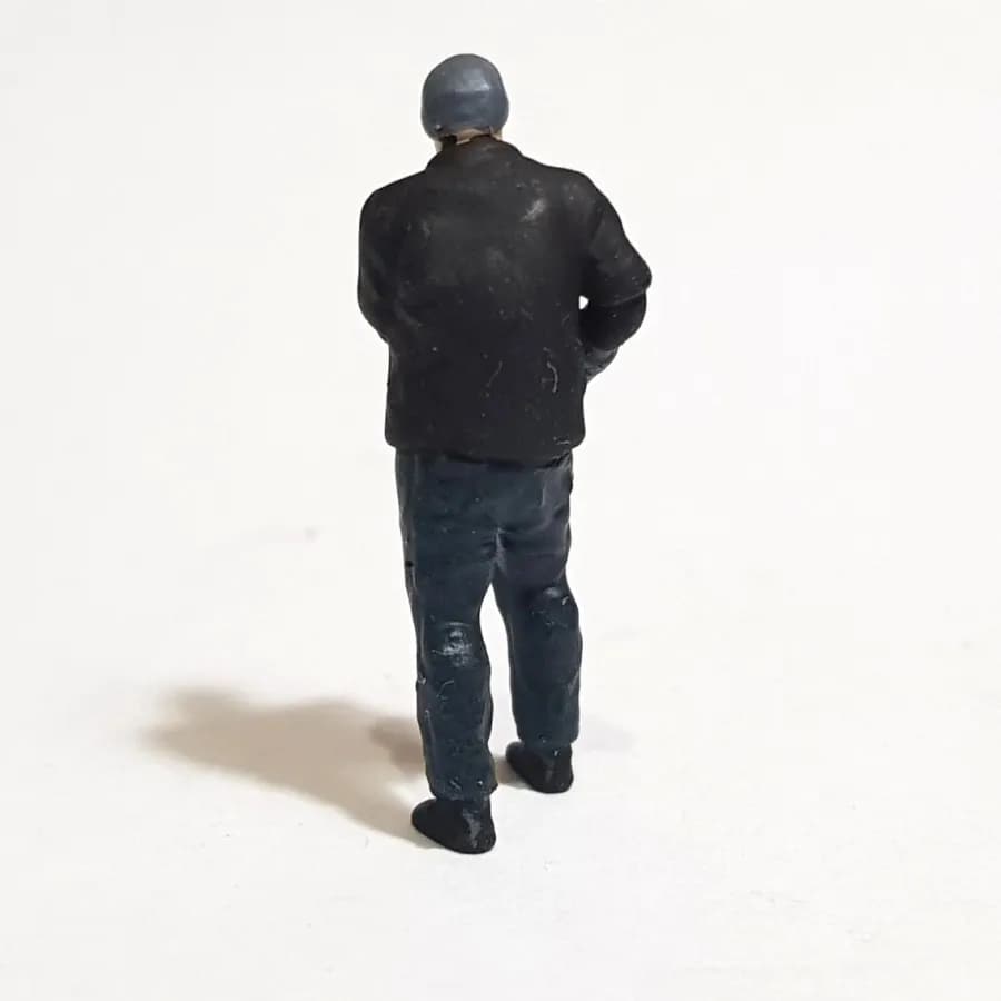 Figure Bagja mekanik bengkel skala 1/64 diorama miniature thumbnail 2