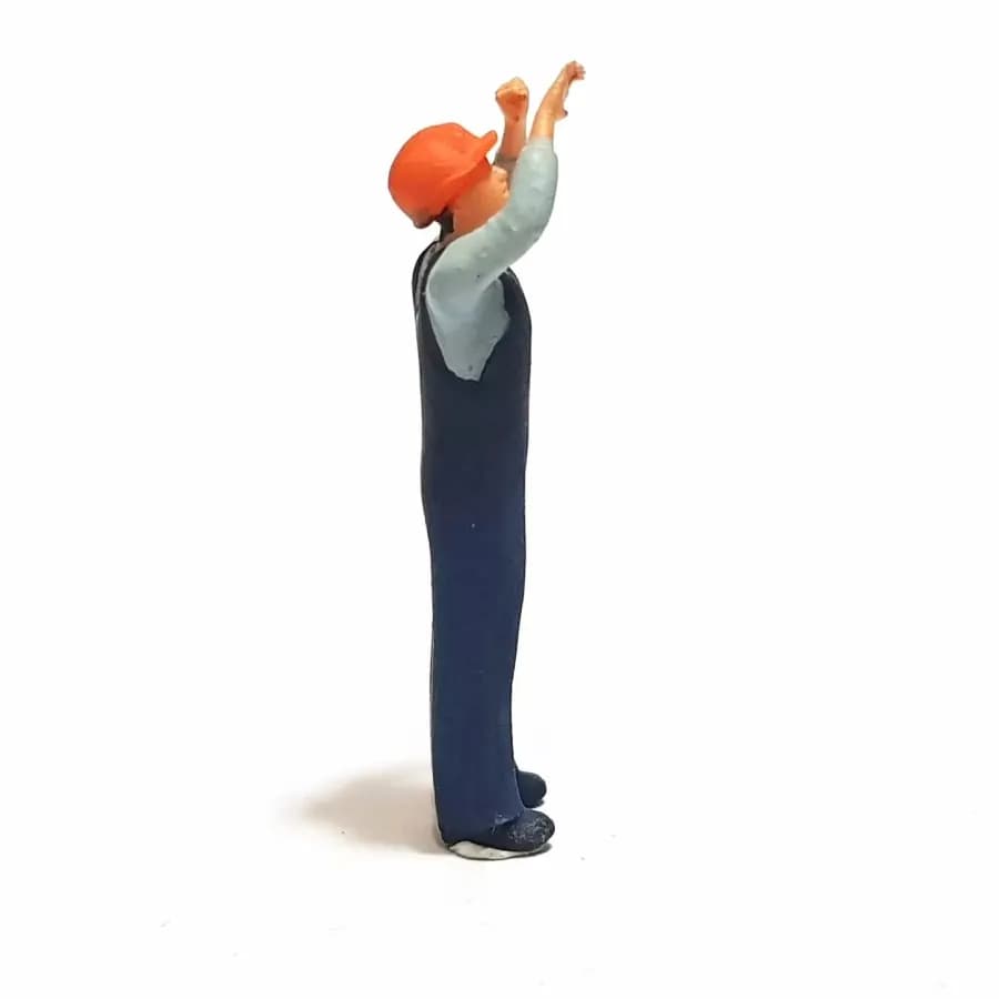 Miniature toy Figure Markum construction skala 1/64 diorama thumbnail 6