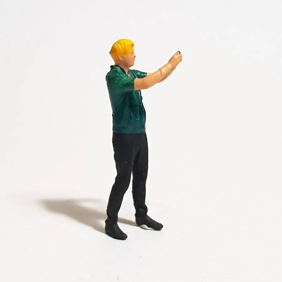 Figure Iwan kamera hp skala 1/64 diorama miniature thumbnail 3