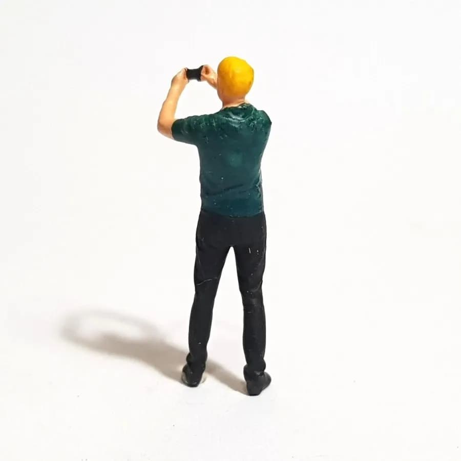 Figure Iwan kamera hp skala 1/64 diorama miniature thumbnail 5