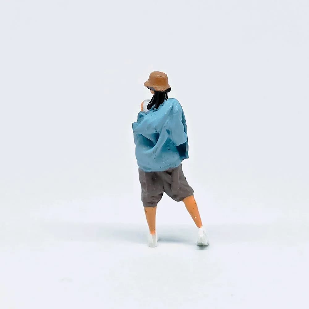 Miniature toy figure Dea street dancer skala 1/64 diorama thumbnail 6
