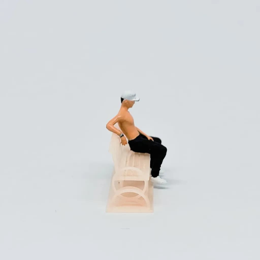 Miniature figure Bibier duduk skala 1/64 diorama thumbnail 3