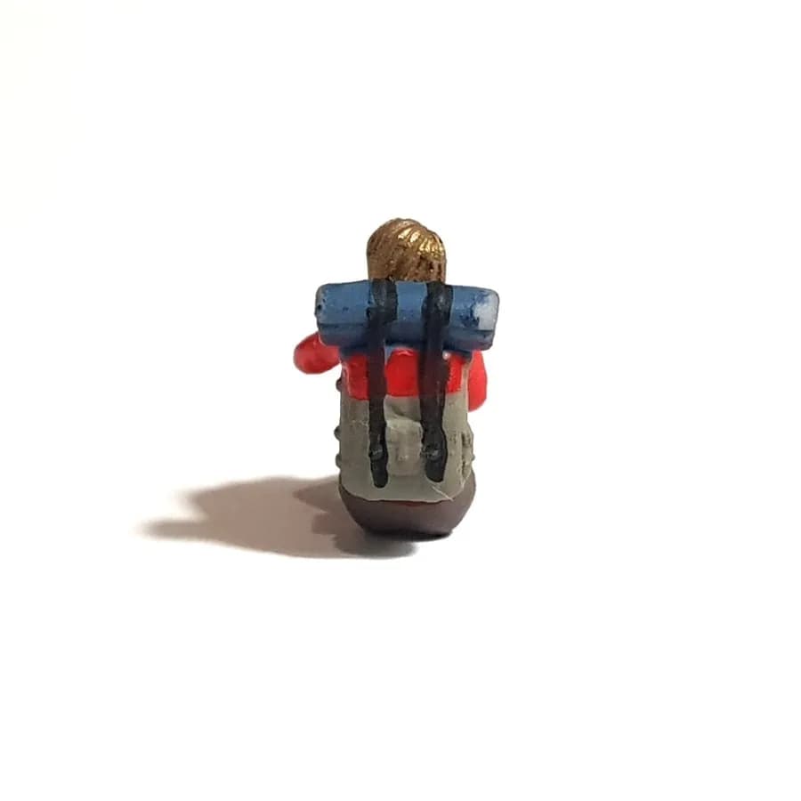 Miniature toy Figure Wulan camping duduk skala 1-64 diorama thumbnail 4