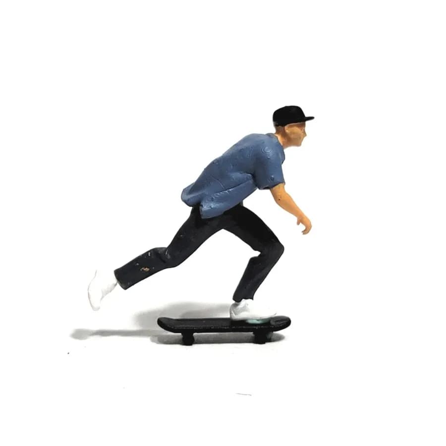 Miniature toy Figure Chad Skateboard skala 1/64 diorama diecast thumbnail 3