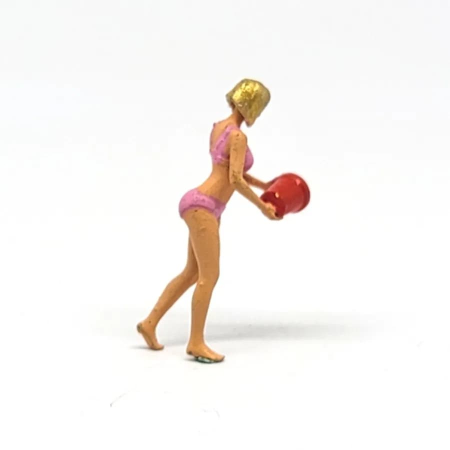 Figure Skye carwash girl skala 1/64 diorama miniature thumbnail 4