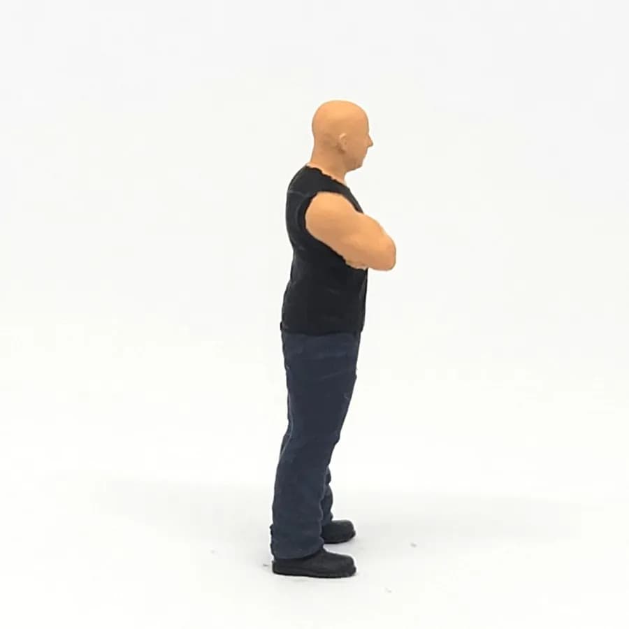 Miniature toy Figure Dom Toretto fnf sidakep skala 16464 diorama thumbnail 2