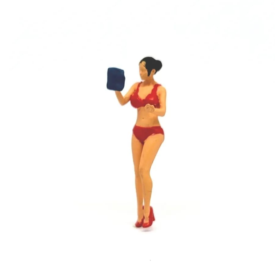 Figure Sandra carwash girl skala 1/64 diorama miniature thumbnail 4