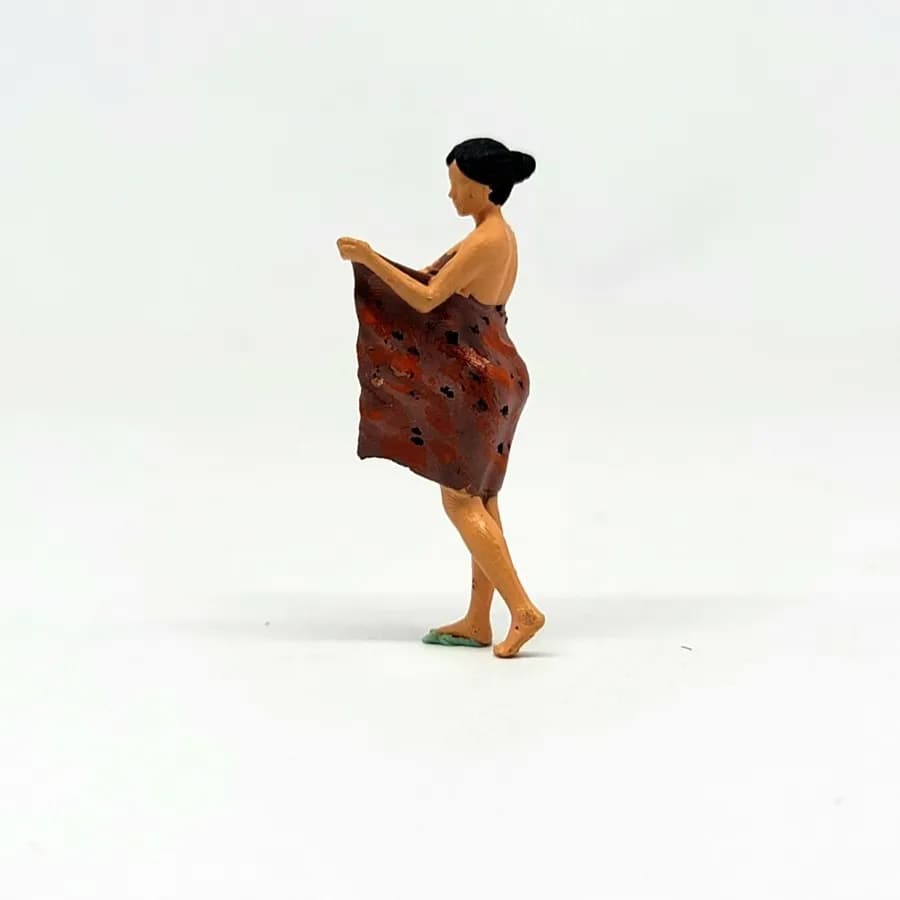 Miniature toy Figure Dasimah gadis desa pakai kemben skala 1-64 diorama diecast thumbnail 6