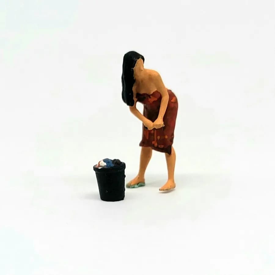 Miniature toy Figure Dasimah gadis desa cuci baju skala 1-64 diorama diecast thumbnail 6