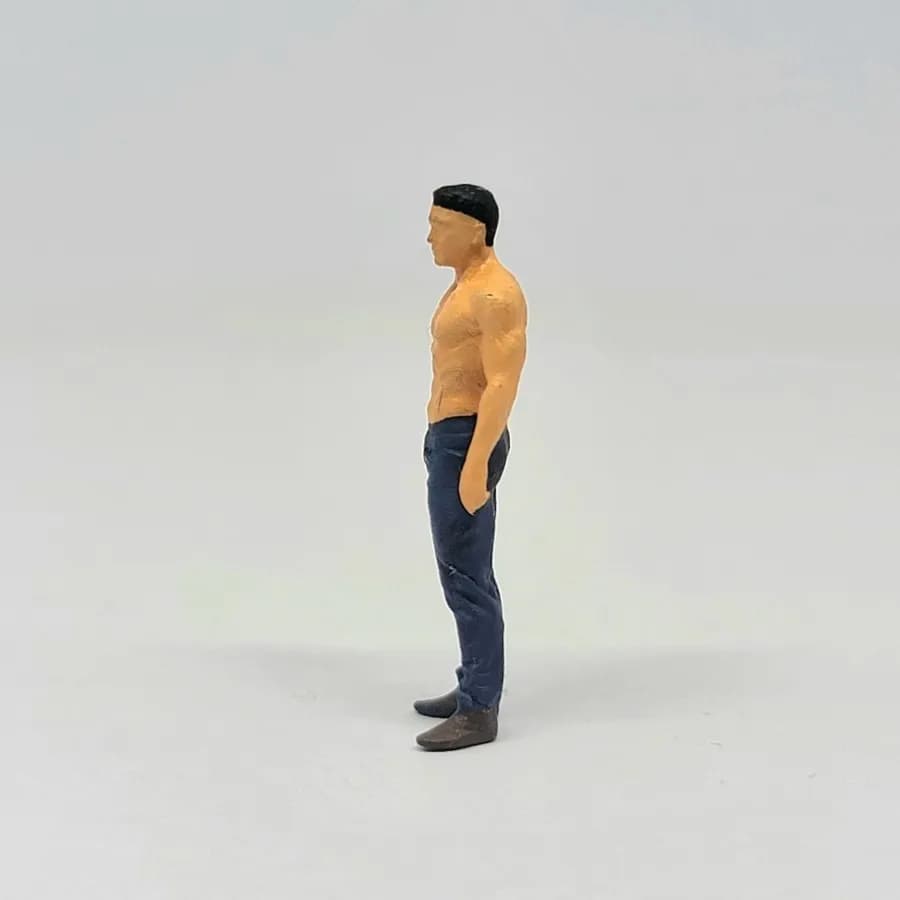 Miniature toy Figure James muscle guy skala 1/64 diorama miniature thumbnail 5