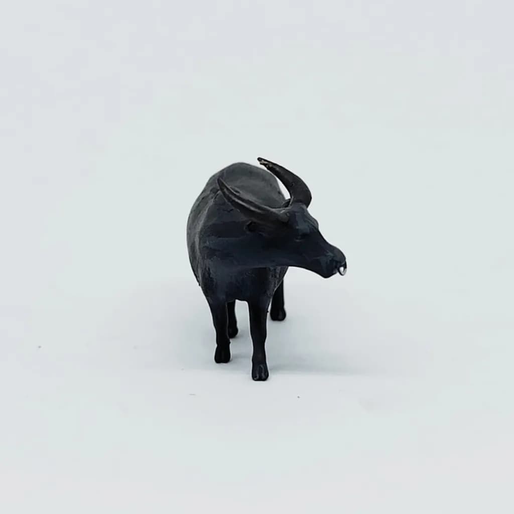 Miniature figure kerbau, anak gembala dan paman cangkul skala 1/64 diorama diecast thumbnail 8