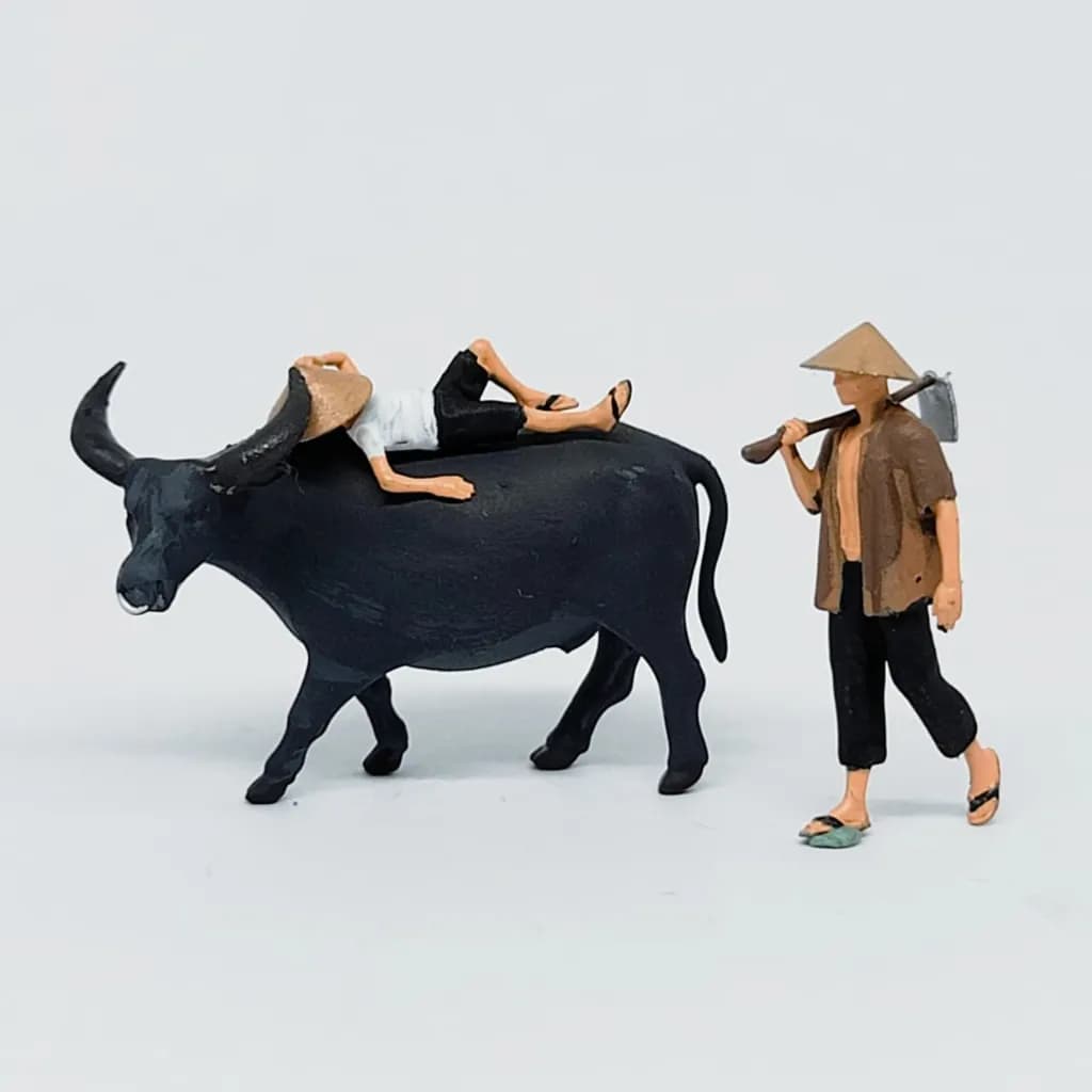 Miniature figure kerbau, anak gembala dan paman cangkul skala 1/64 diorama diecast thumbnail 4