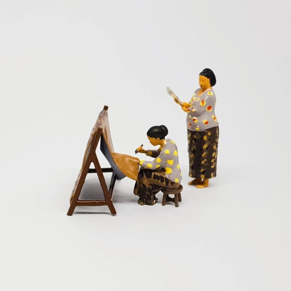 Miniature toy figure ibu Batik dan bu Broto skala 1/64 thumbnail 4